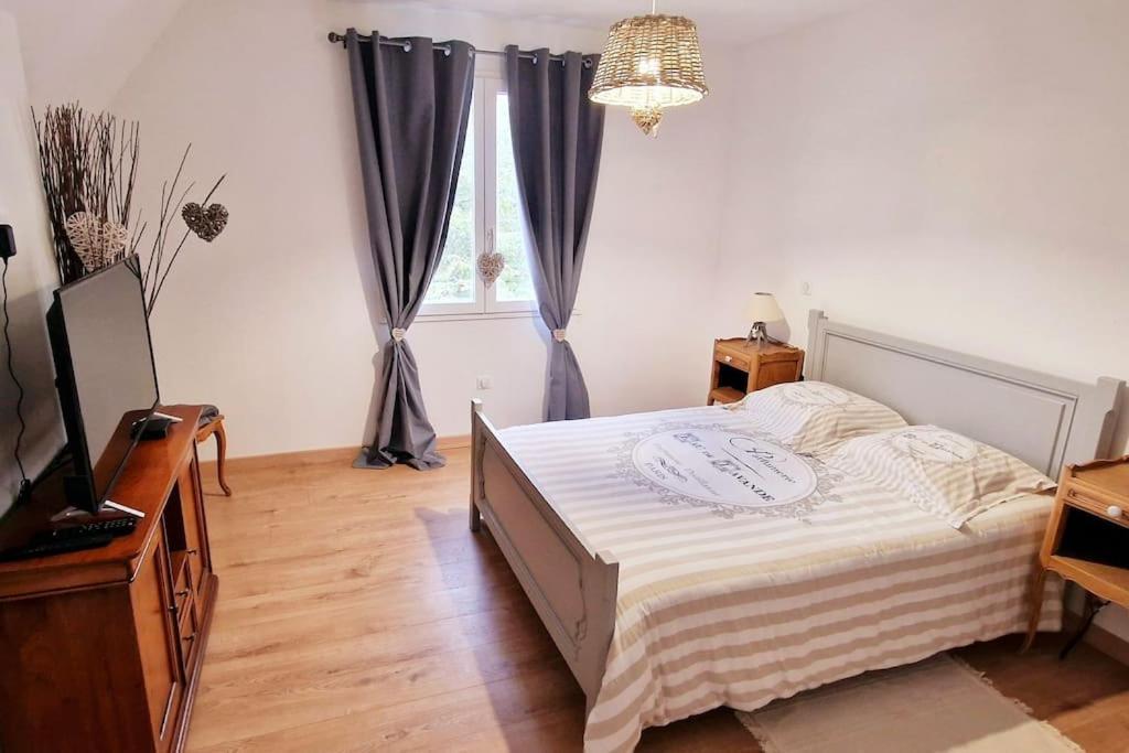 Appartement Charmant Et Spacieux Auxerre Exterior foto